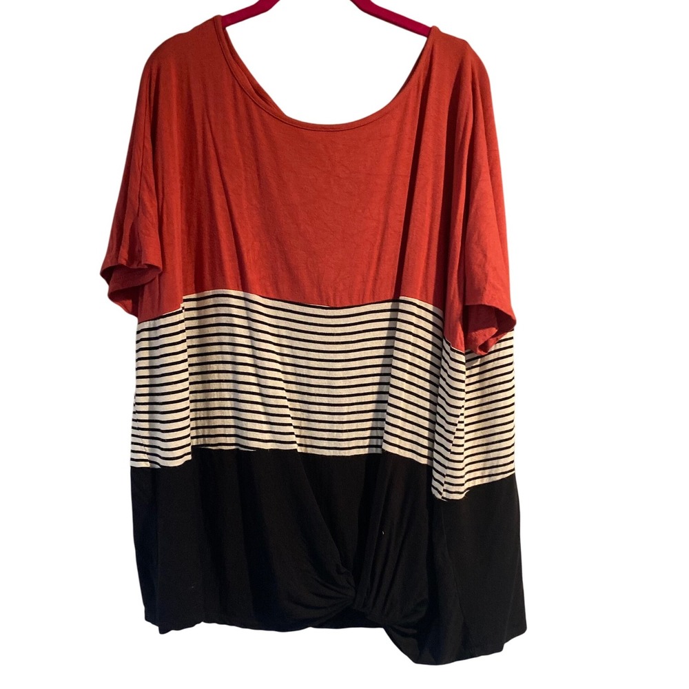Maurices 24/7 Womens Plus Size 2X Red Black Stripe T-Shirt Top Knot Curvy Casual